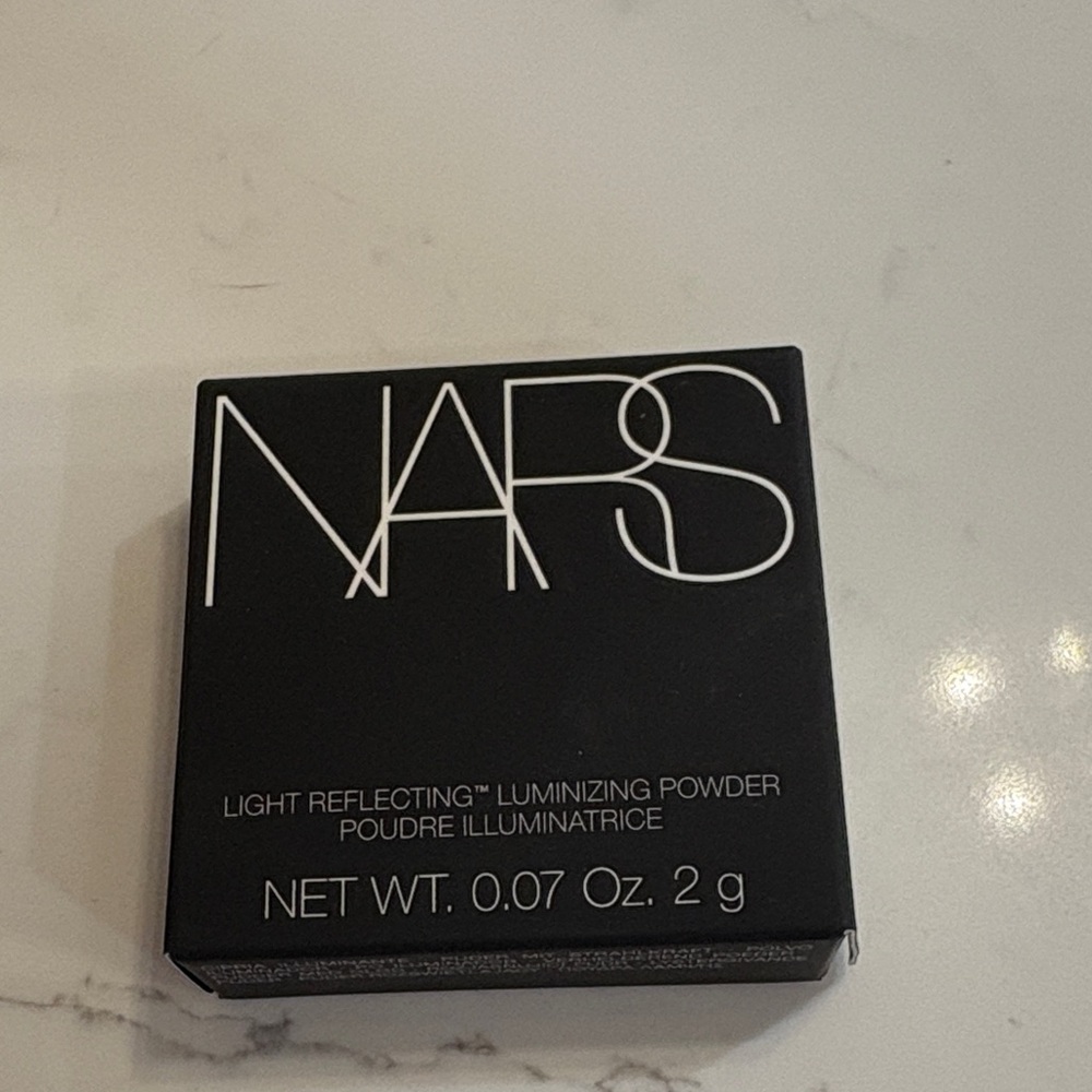 NARS Light Reflecting Luminizing Powder